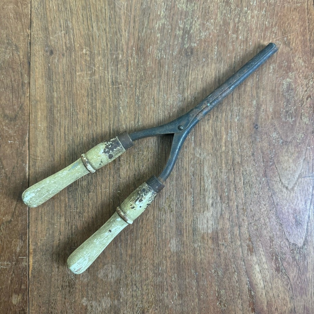 Vintage Wood Handle Hair Curling Iron Tongs Crimpers Beauty Shop Hairdresser - Picture 7 of 7